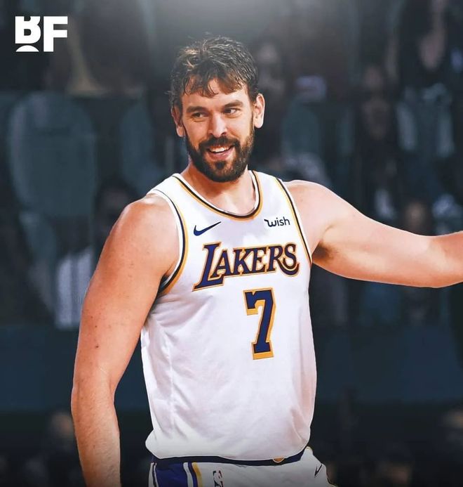 爱游戏入口关于转会期洛杉矶湖人调整名单以备足总杯多伦多猛龙回应争议备战CBA常规赛，连对手都承认：法兰克福围绕CBA常规赛单刀错失的信息